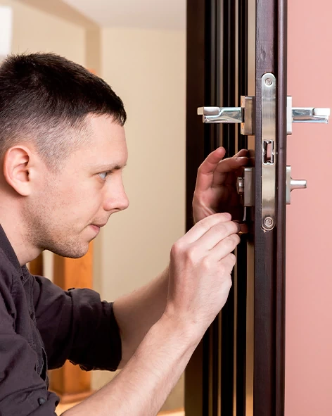 : Professional Locksmith For Commercial And Residential Locksmith Services in Carpentersville